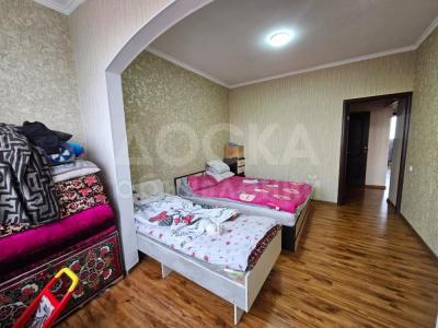 Продаю 3-комнатную квартиру, 101кв. м., этаж - 9/9, 11-микрорайон.