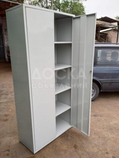 Шкафы (ящики( металические)) для хранения хоз. инвентаря и инструментов