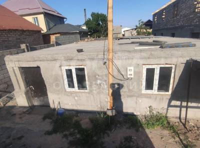 Продаю 2-комнатную квартиру, 52кв. м., этаж - 1/3,  Кара-Жыгач.