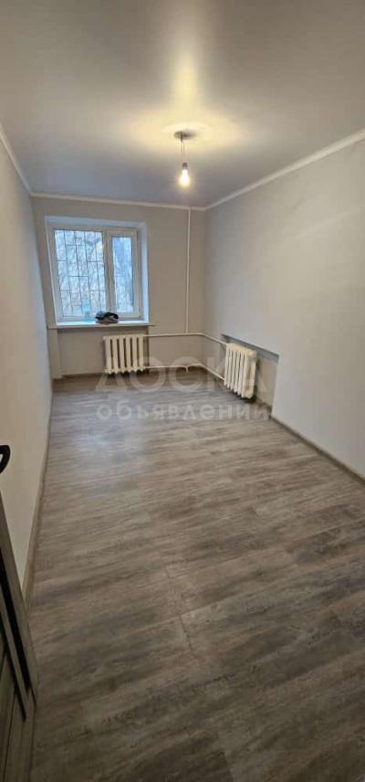 Продаю 2-комнатную квартиру, 57кв. м., этаж - 2/5, Бейшеналиева 35.