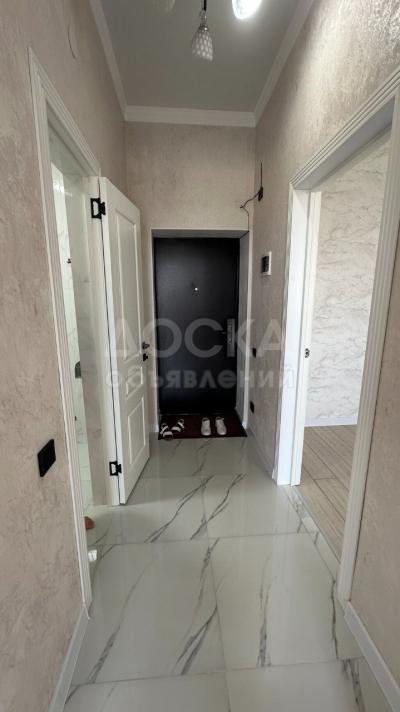 Продаю 1-комнатную квартиру, 37кв. м., этаж - 3/5, Кара-Жыгач.