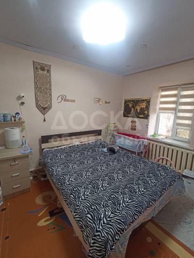 Продаю дом 4-ком. 90кв. м., этаж-1, 10-сот., стена кирпич, Новопокровка.