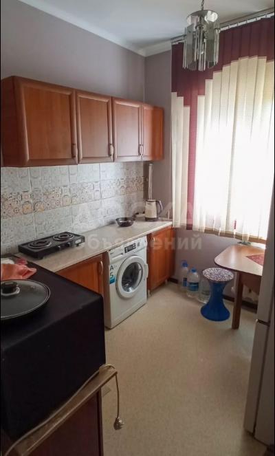 Продаю 2-комнатную квартиру, 42кв. м., этаж - 3/16, 8 мкр.