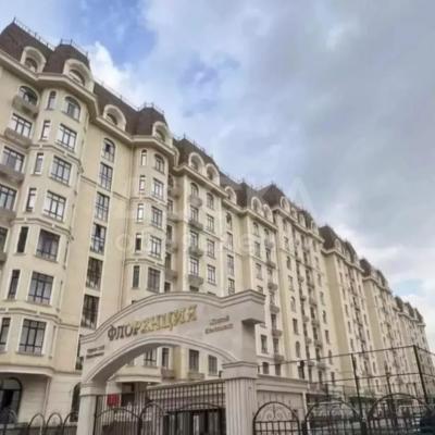 Продаю 2-комнатную квартиру, 90кв. м., этаж - 2/9, ЖК Флоренция.