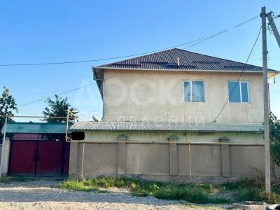 Продаю дом 5-ком. 194кв. м., этаж-2, 4,16-сот., стена другое, ж/м Кок-Жар, ул.Тон/Кок-Жар.
