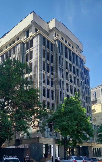 Продаю 3-комнатную квартиру, 74кв. м., этаж - 13/16, токтогул/тоголок молдо.