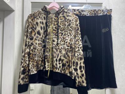 Леопардовый костюм велюр