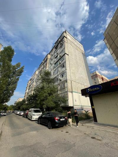 Продаю 3-комнатную квартиру, 80кв. м., этаж - 6/9, 12 микрорайон.