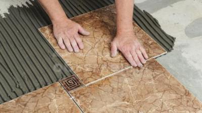 Кафельщик. Услуги кафельщика Большой стаж