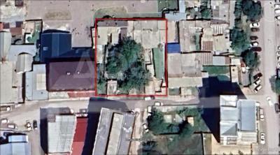 Продаю участок под строительство, 10 соток ул Баетова дом 61.