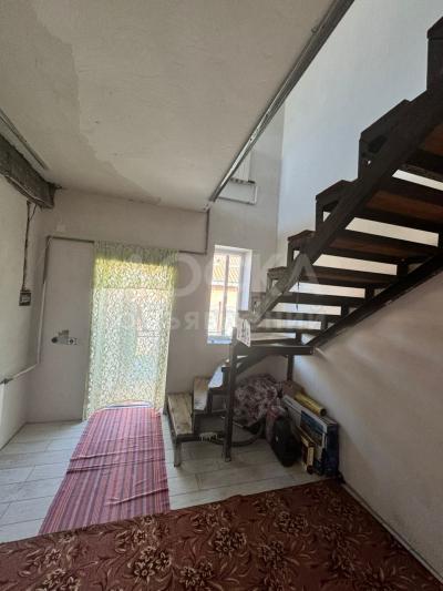 Продаю дом 6-ком. 182кв. м., этаж-2, 6-сот., стена кирпич, Новопавловка  Ж/М Ата-Журт.