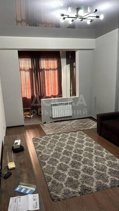 Продаю 2-комнатную квартиру, 57кв. м., этаж - 12/12, районе Асанбай.