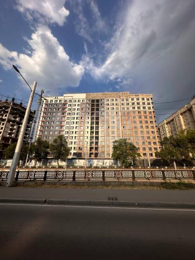 Продаю 3-комнатную квартиру, 112кв. м., этаж - 15/16, Белинка АЗИЯ МОЛЛ .