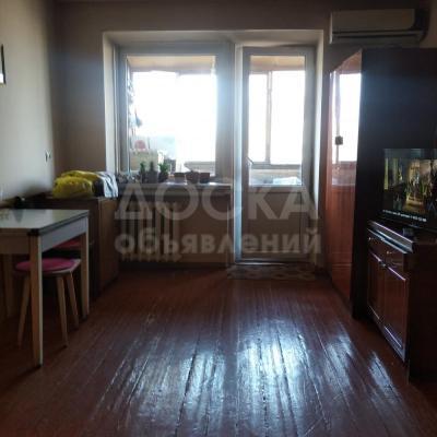 Продается плательный шкаф.