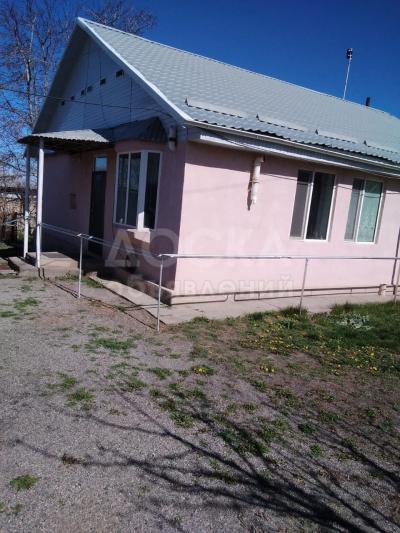 Продаю дом 5-ком. 130кв. м., этаж-1, 25-сот., стена другое, с. Тамга.