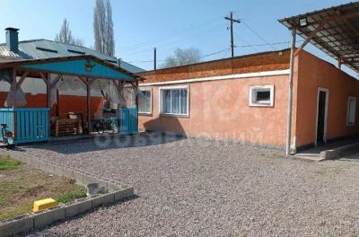 Продаю дом 4-ком. 80кв. м., этаж-1, 23-сот., стена кирпич, с. Ново-Покровка.