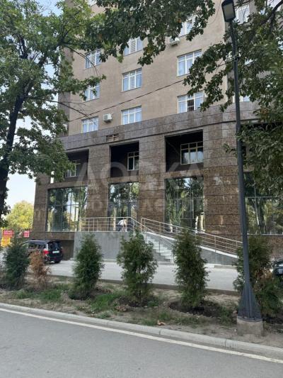 Продаю складское помещение 1118кв. м., тц Ала-Арча.