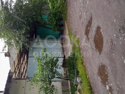 Продаю полдома 2-ком. 60кв. м., этаж-1, 2-сот., стена саман, Загородная.