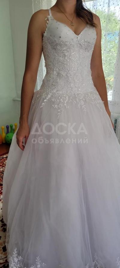 Свадебное платье