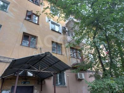 Продаю 3-комнатную квартиру, 55кв. м., этаж - 2/4, Киевская-Логвиненко.