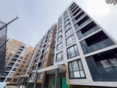 Продаю 1-комнатную квартиру, 39кв. м., этаж - 1/9, Горького/Курманжан Датка.