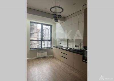 Продаю 2-комнатную квартиру, 74кв. м., этаж - 12/14, магистраль-байтик-баатыра.