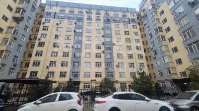 Продаю 3-комнатную квартиру, 78кв. м., этаж - 1/10, раб. гор.