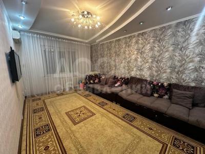 Продаю 3-комнатную квартиру, 71.3кв. м., этаж - 6/9, Советская.