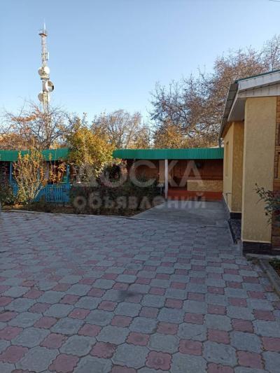 Продаю дом 7-ком. 140кв. м., этаж-1, 7-сот., стена другое, ЧОЛПОН АТА Центр.