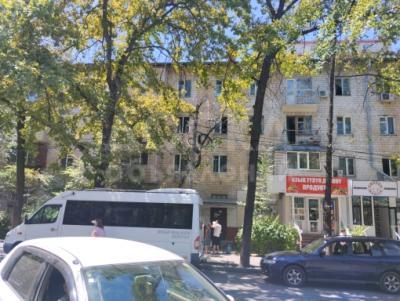 Продаю 3-комнатную квартиру, 56кв. м., этаж - 3/4, Донецкая\Тыныстанова.