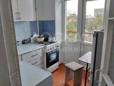 Продаю 2-комнатную квартиру, 45кв. м., этаж - 3/3, Ахунбаева\Ш.Руставели.