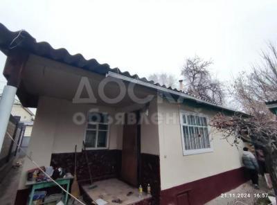 Продаю дом 3-ком. 70кв. м., этаж-1, 4,5-сот., стена кирпич, р-н Церкви.