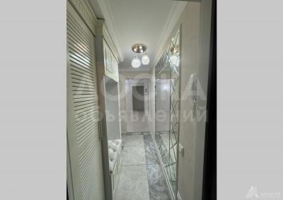 Продаю 3-комнатную квартиру, 58кв. м., этаж - 2/4, 5-мкр.