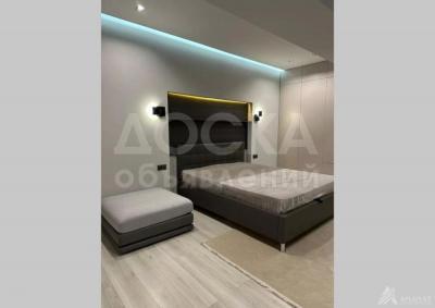 Продаю 3-комнатную квартиру, 86кв. м., этаж - 9/12, Логвинеко/Панфилова.