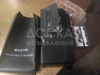 Продам  Микрокассетный диктофон, SONYO, 500сом.