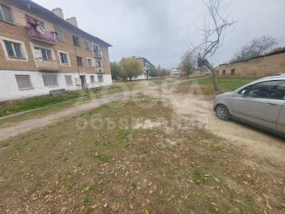 Satış 3-комнатную квартиру, 105кв. м., этаж - 3/3, Привет! Большевик, 3 этаж, 3-комнатная квартира в Карасу, продае.