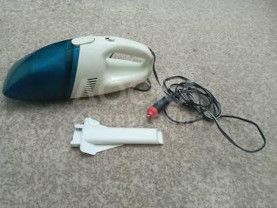 Продам автомобильный пылесос, skyway стандарт. 60 Вт. 12В. 1 насадка.