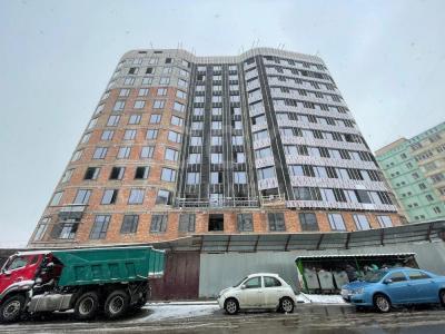 Продаю 2-комнатную квартиру, 77кв. м., этаж - 5/12, 12 мкр.