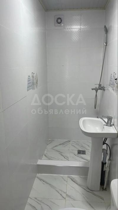 Сдаю 2-комнатную квартиру, 45кв. м., этаж - 1/1, арча бешик ж/м.