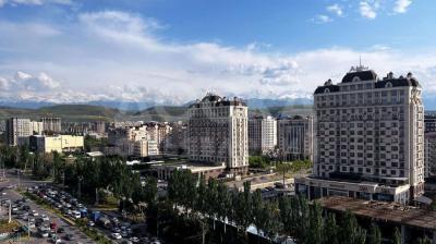 Продаю 4-комнатную квартиру, 134кв. м., этаж - 12/12, Токомбаева 53\2.