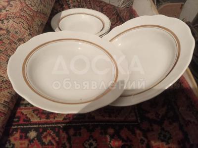 Тарелки разные