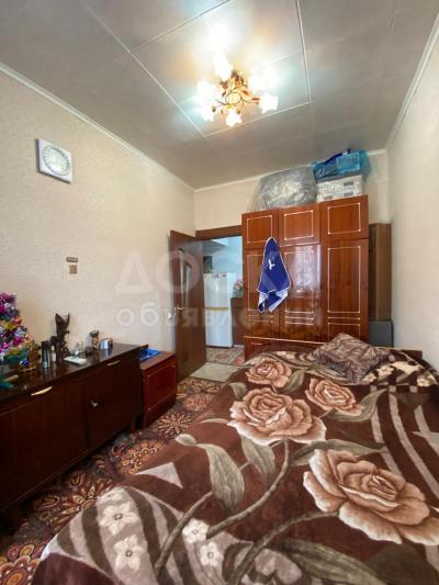 Продаю 4-комнатную квартиру, 75кв. м., этаж - 5/5, мкр Асанбай.