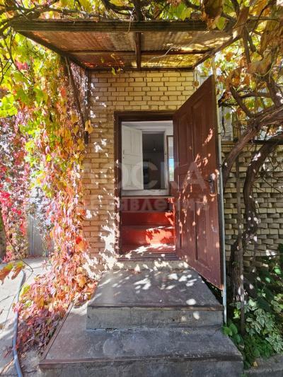 Продаю дом 4-ком. 105кв. м., этаж-2, 9,5-сот., стена кирпич, Бактуу-Долоноту.