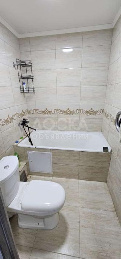 Продаю 3-комнатную квартиру, 57кв. м., этаж - 2/4, Бейшеналиева 35.