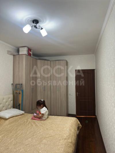 Продаю 2-комнатную квартиру, 43кв. м., этаж - 3/3, Бишкек Парк.