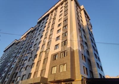 Продаю 2-комнатную квартиру, 58кв. м., этаж - 4/12, Физкультурный.