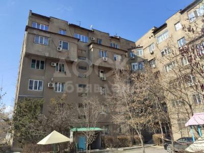 Продаю 4-комнатную квартиру, 104кв. м., этаж - 5/6, Джал.