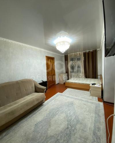Продаю 2-комнатную квартиру, 48кв. м., этаж - 1/5, Каракол, ул. Тыныстанова.