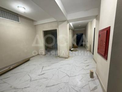 Продаю 2-комнатную квартиру, 77кв. м., этаж - 7/16, Нижний Джал.