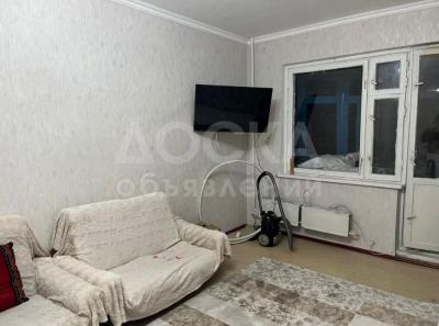 Продаю 1-комнатную квартиру, 34кв. м., этаж - 2/12, Восток-5.